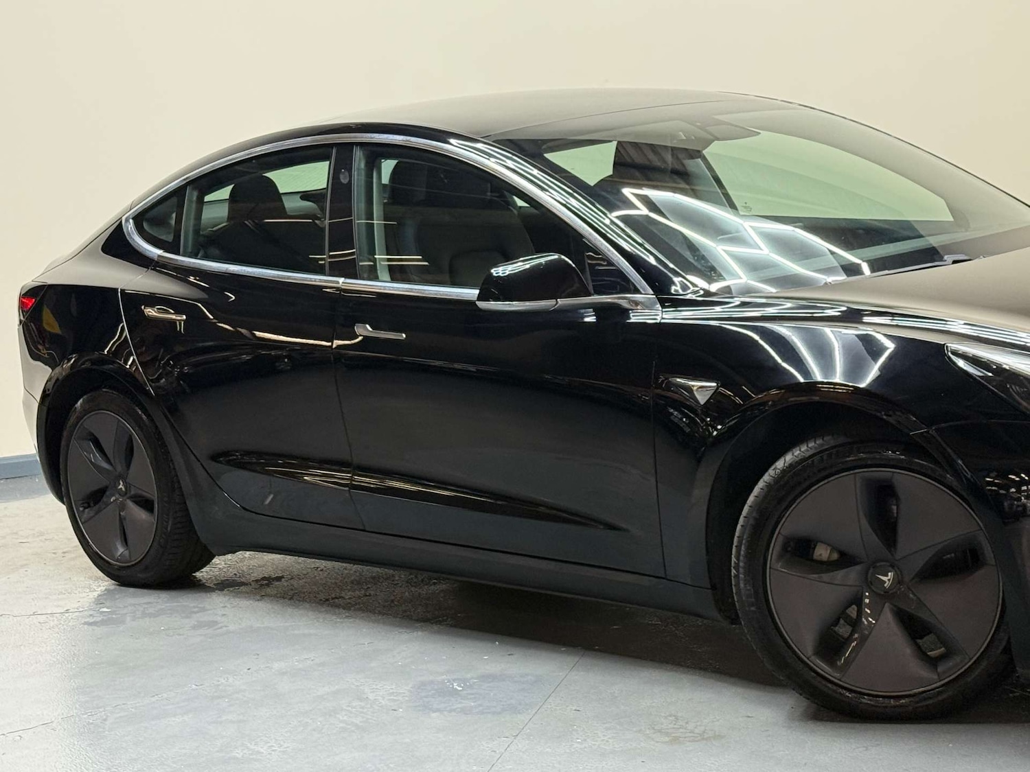 Used Tesla Model 3 2019 for sale - 76194658: Photo 46