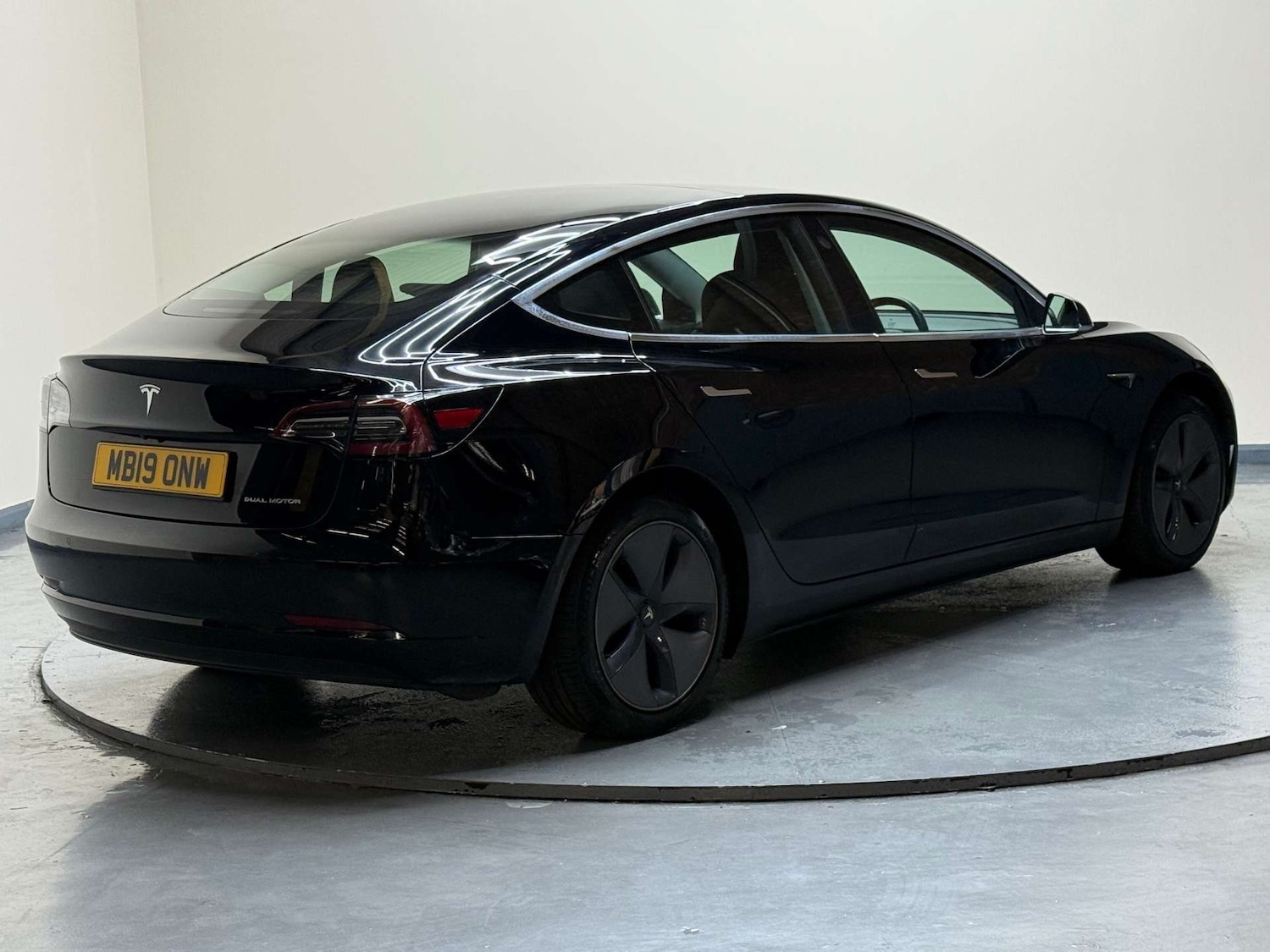 Used Tesla Model 3 2019 for sale - 76194658: Photo 6