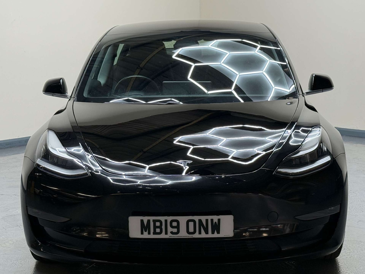 Used Tesla Model 3 2019 for sale - 76194658: Photo 8