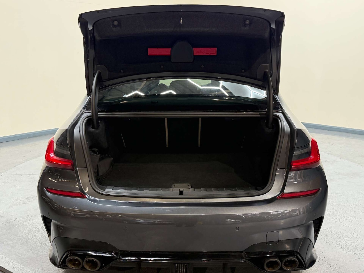 Used BMW 3 Series 2020 for sale - 77070817: Photo 10