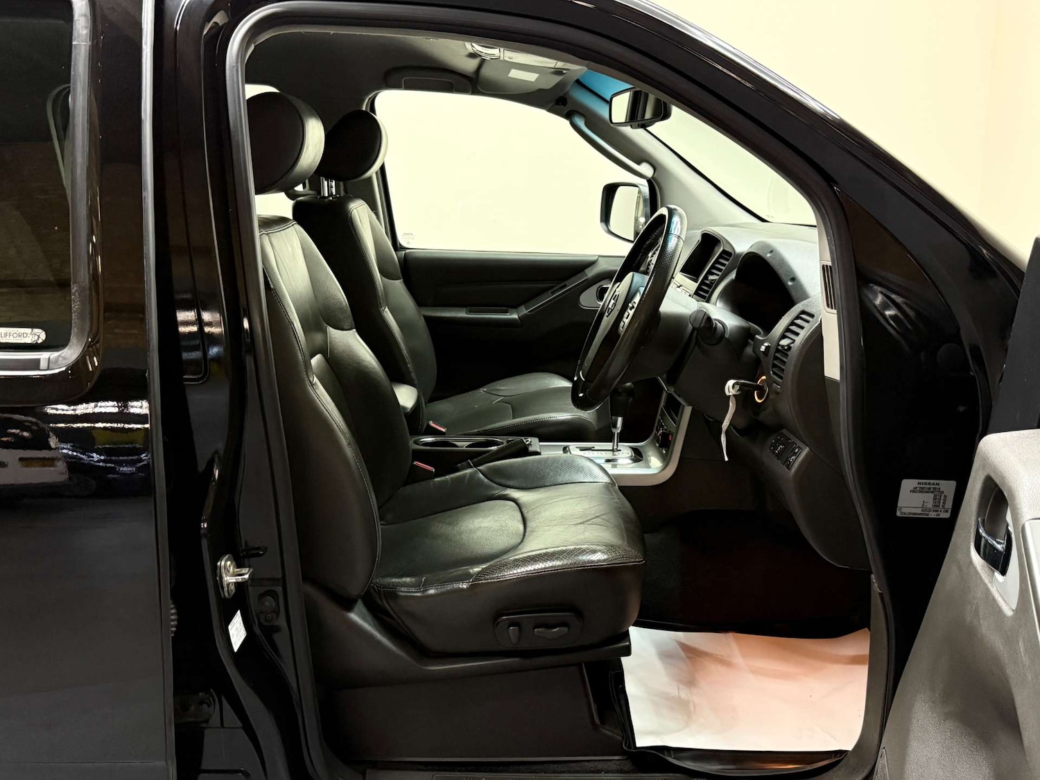 Used Nissan Navara 2015 for sale - 76946097: Photo 13