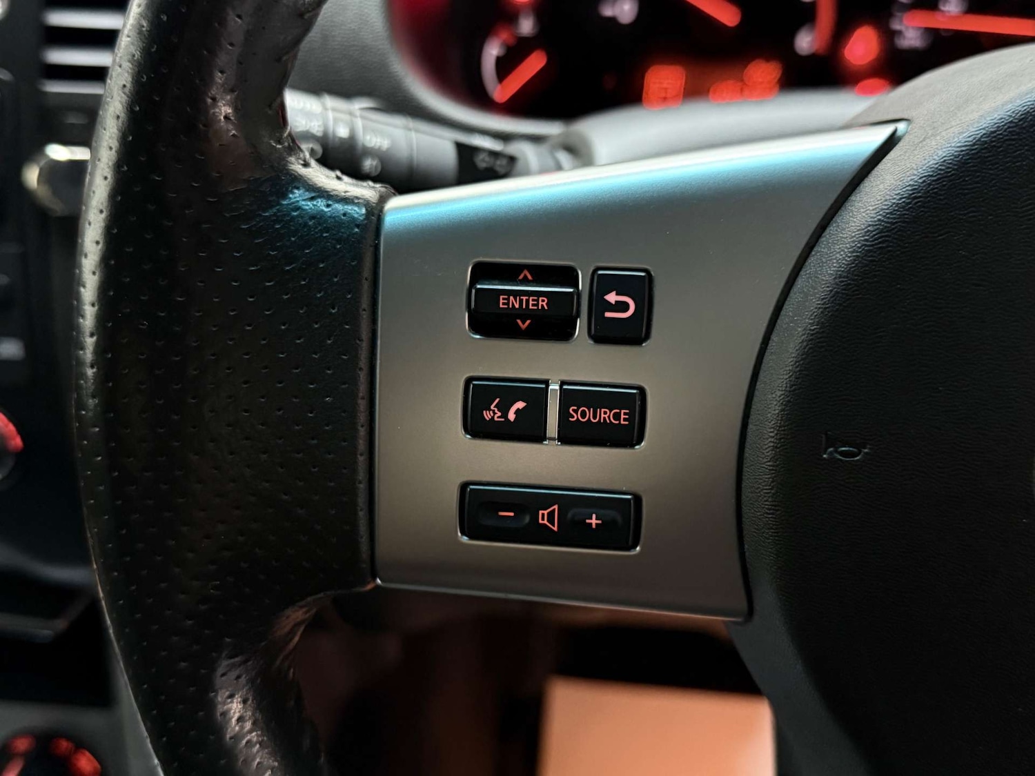 Used Nissan Navara 2015 for sale - 76946097: Photo 16