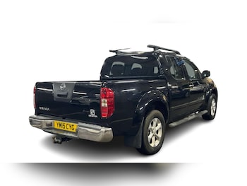 Used Nissan Navara 2015 for sale - 76946097: Photo