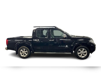 Used Nissan Navara 2015 for sale - 76946097: Photo