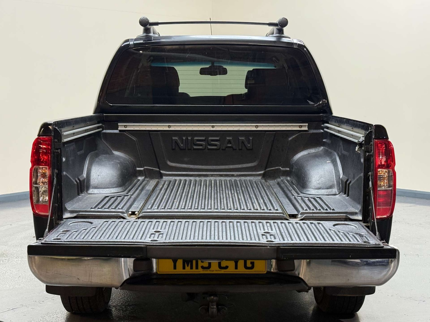 Used Nissan Navara 2015 for sale - 76946097: Photo 56