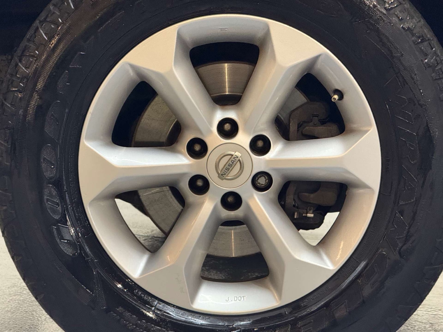 Used Nissan Navara 2015 for sale - 76946097: Photo 58