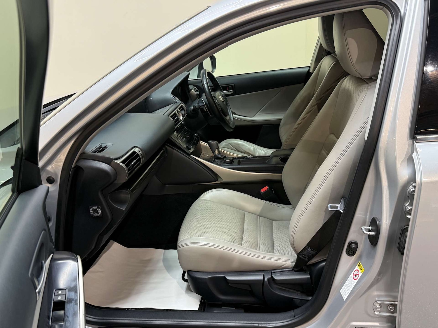 Used Lexus IS 2014 for sale - 77378363: Photo 62