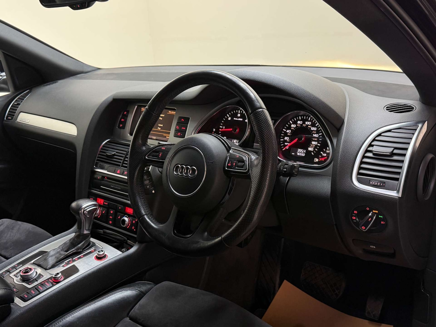 Used Audi Q7 2011 for sale - 78056680: Photo 15