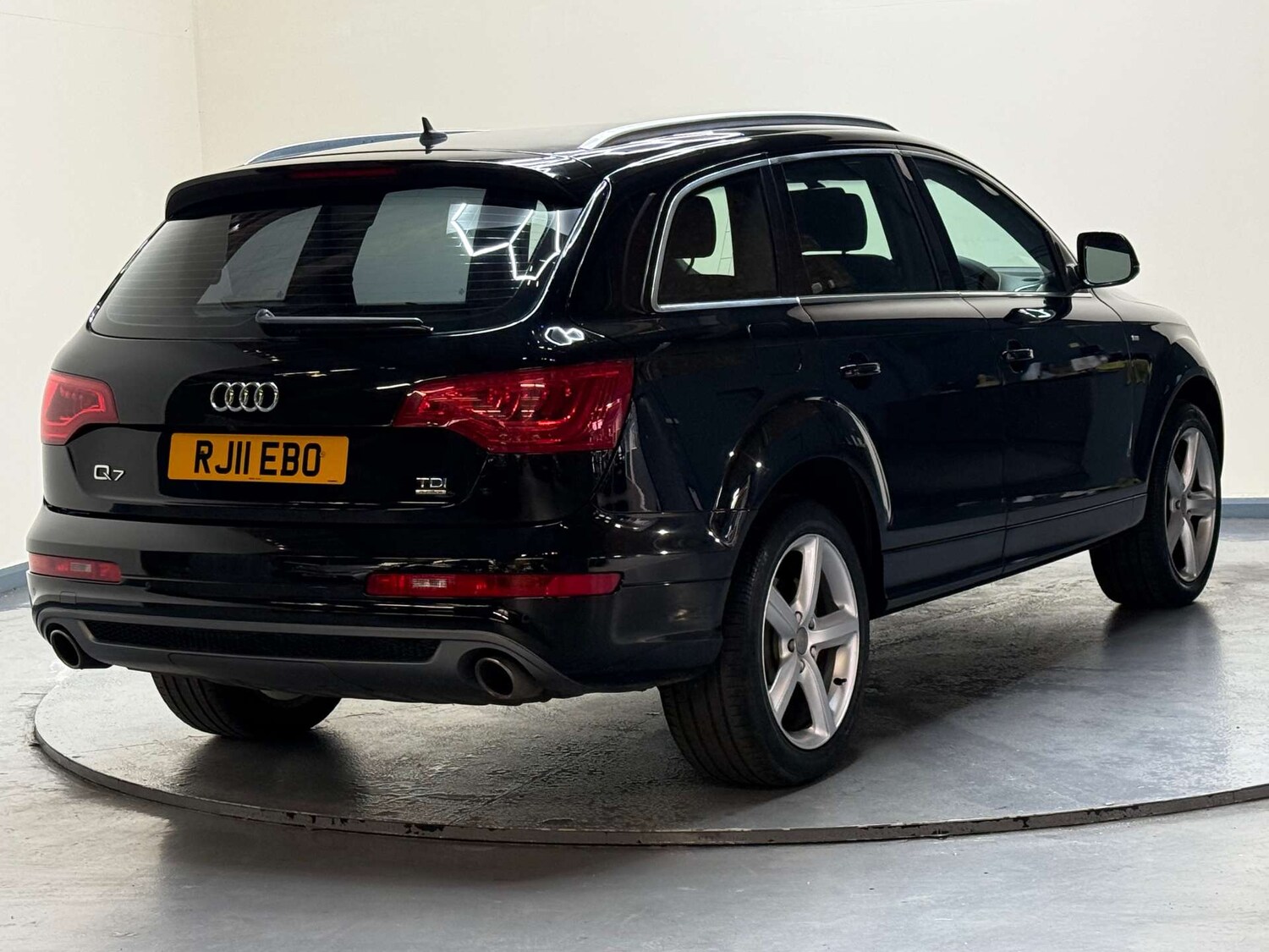 Used Audi Q7 2011 for sale - 78056680: Photo 28