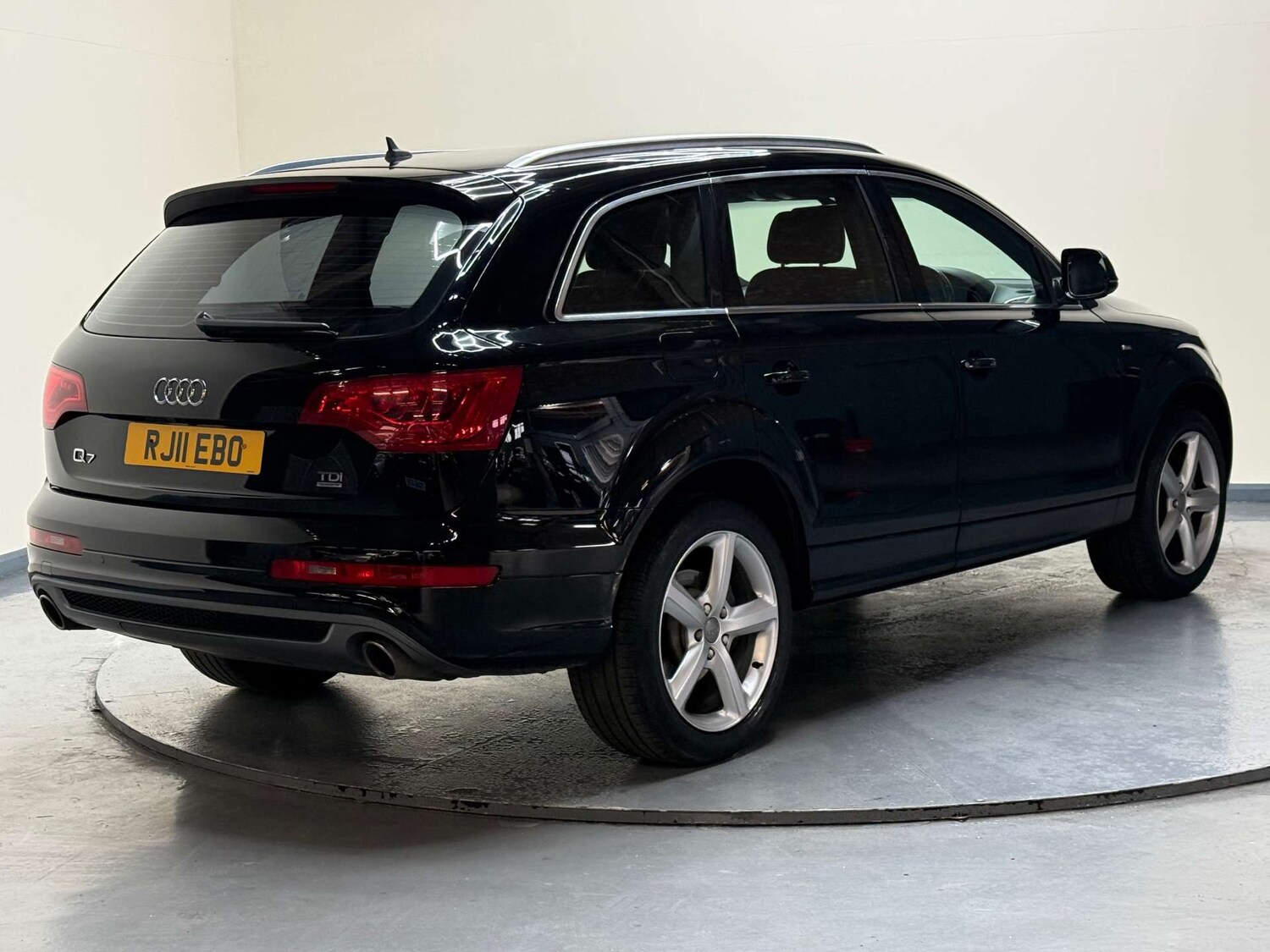 Used Audi Q7 2011 for sale - 78056680: Photo 46