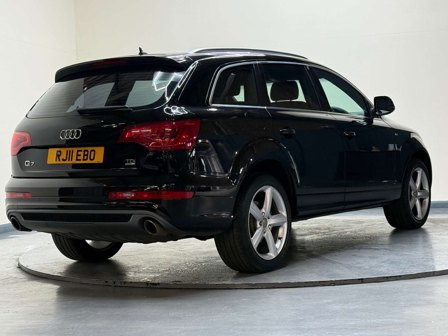 Used Audi Q7 2011 for sale - 78056680: Photo 60