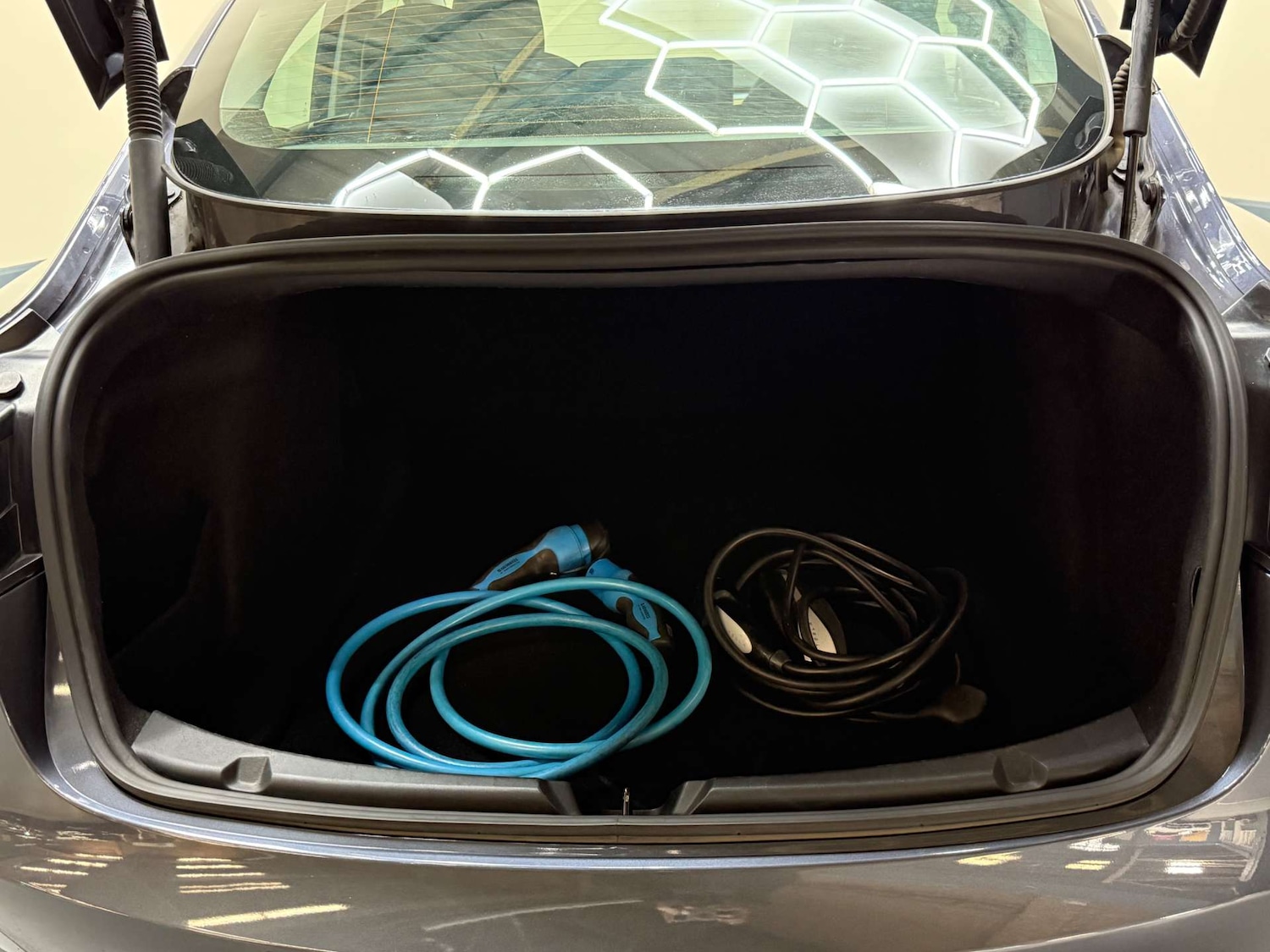 Used Tesla Model 3 2021 for sale - 76601259: Photo 10