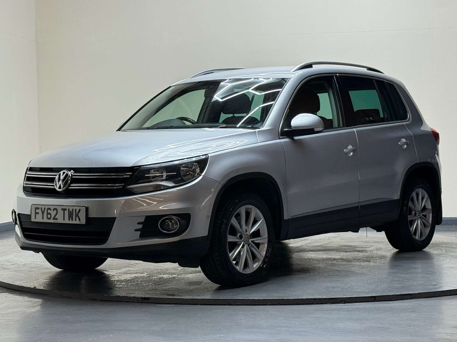 Used Volkswagen Tiguan 2012 for sale - 76479012: Photo 45