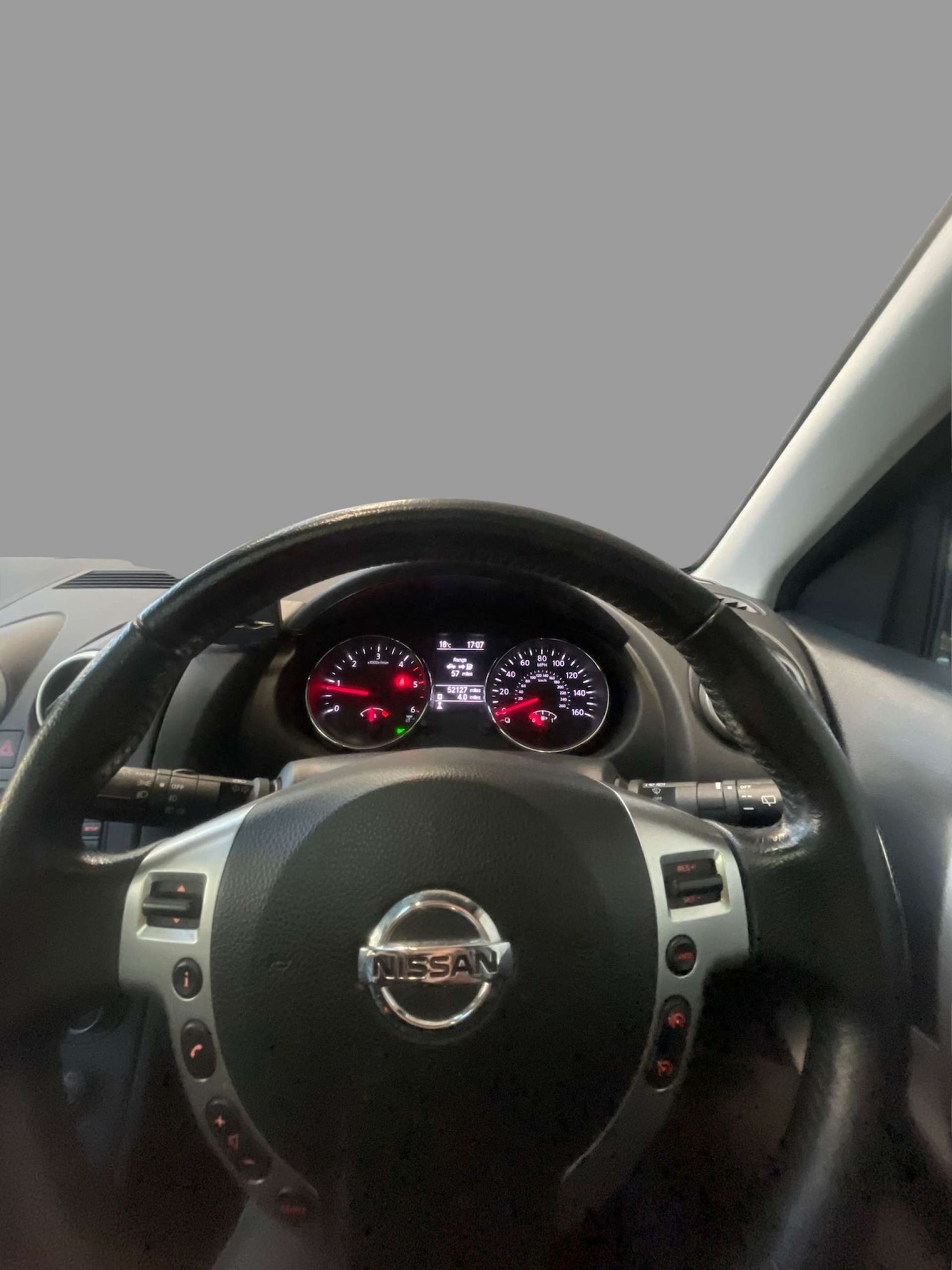 Used Nissan Qashqai 2012 for sale - 77836404: Photo 2