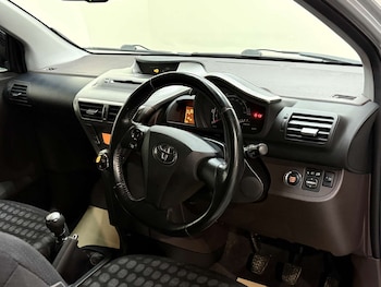 Used Toyota IQ 2010 for sale - 77289458: Photo