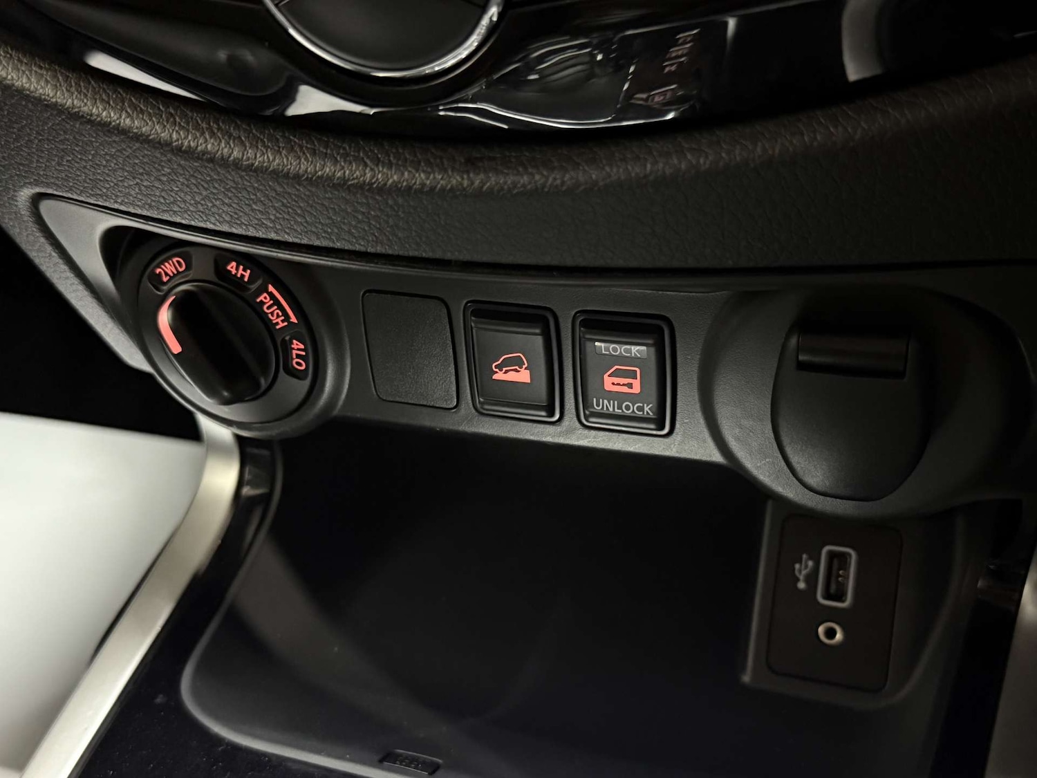 Used Nissan Navara 2020 for sale - 76694822: Photo 21