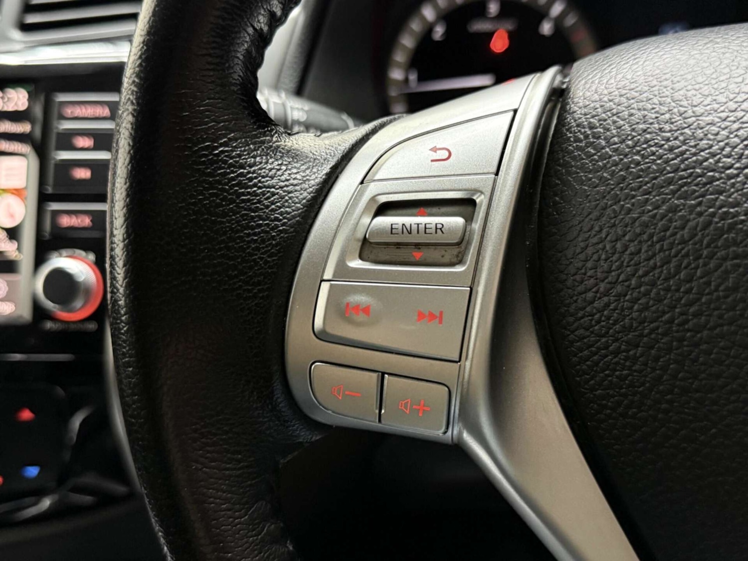 Used Nissan Navara 2020 for sale - 76363870: Photo 18