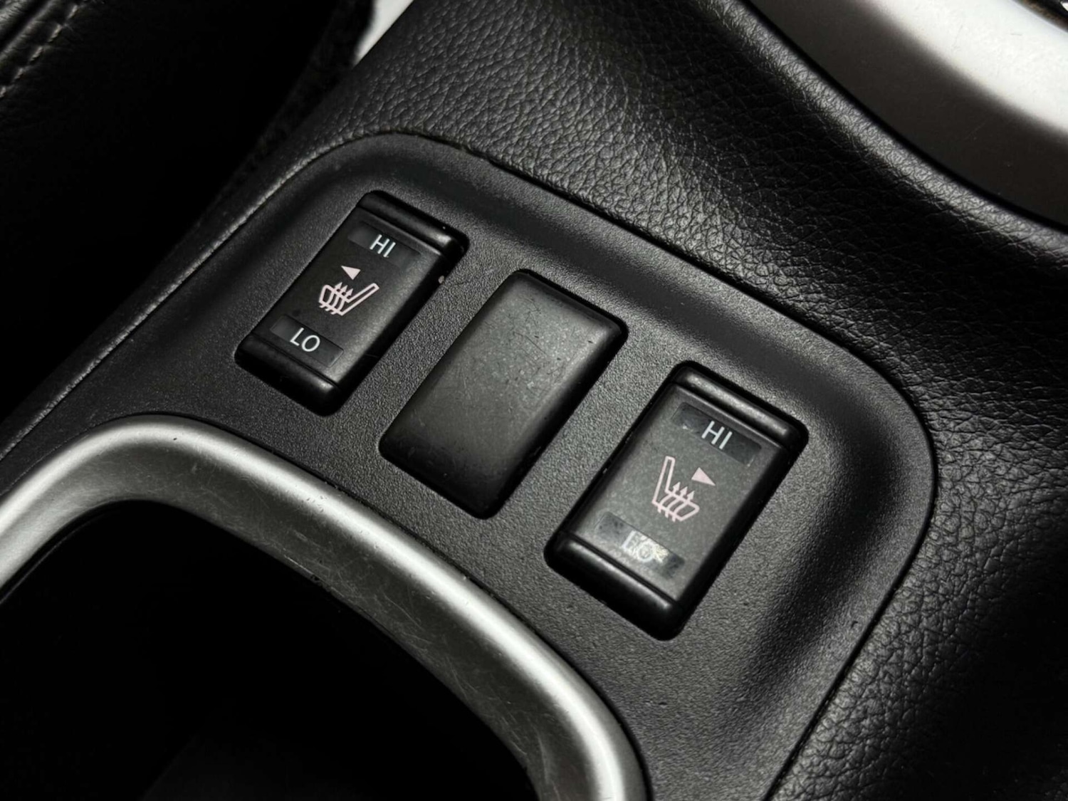 Used Nissan Navara 2020 for sale - 76363870: Photo 26