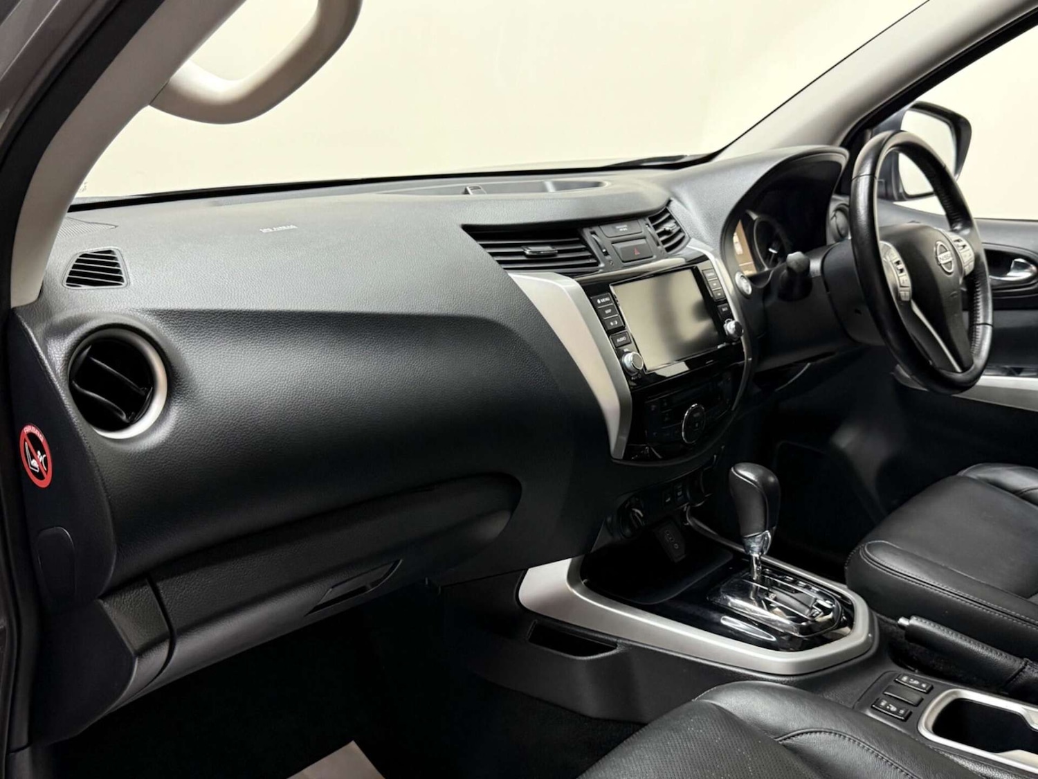 Used Nissan Navara 2020 for sale - 76363870: Photo 34