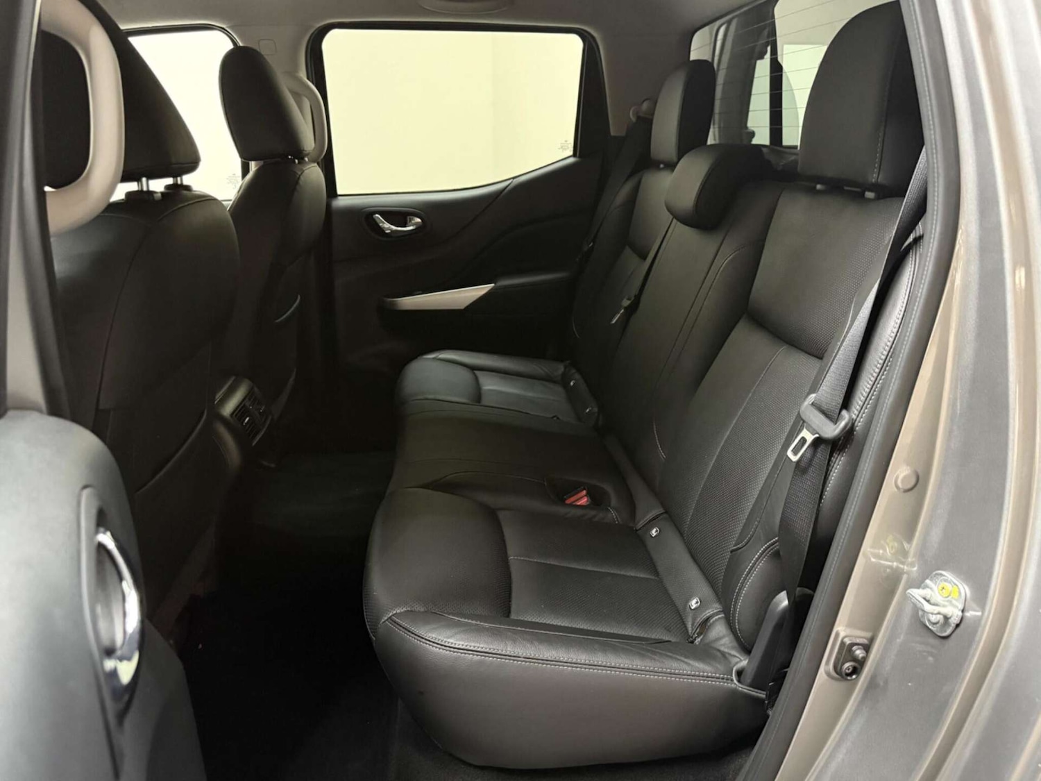 Used Nissan Navara 2020 for sale - 76363870: Photo 36