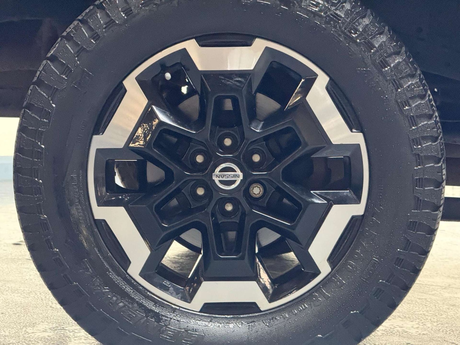 Used Nissan Navara 2020 for sale - 76363870: Photo 72