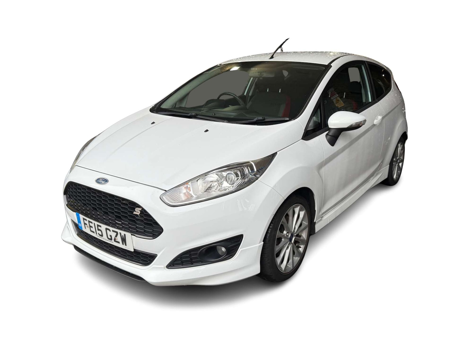 Used Ford Fiesta 2015 for sale - 77221005: Photo 2
