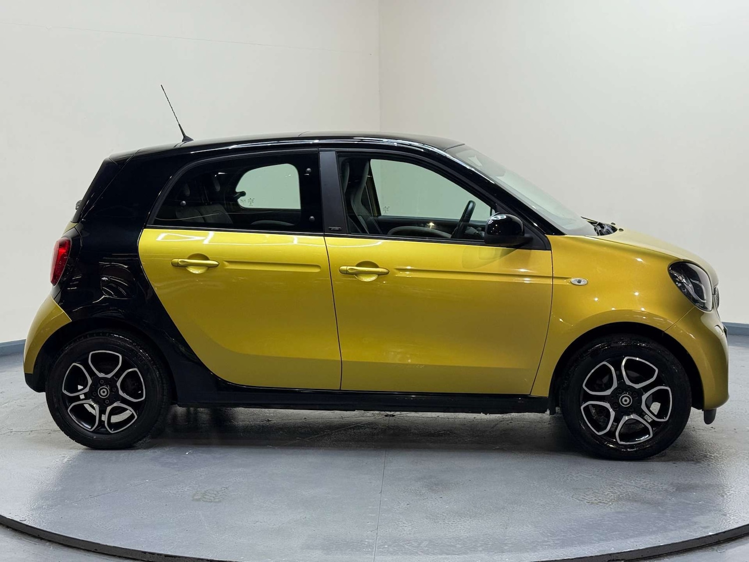 Used smart forfour 2015 for sale - 77045736: Photo 36