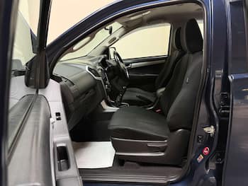 Used Isuzu D-Max 2017 for sale - 79667731: Photo