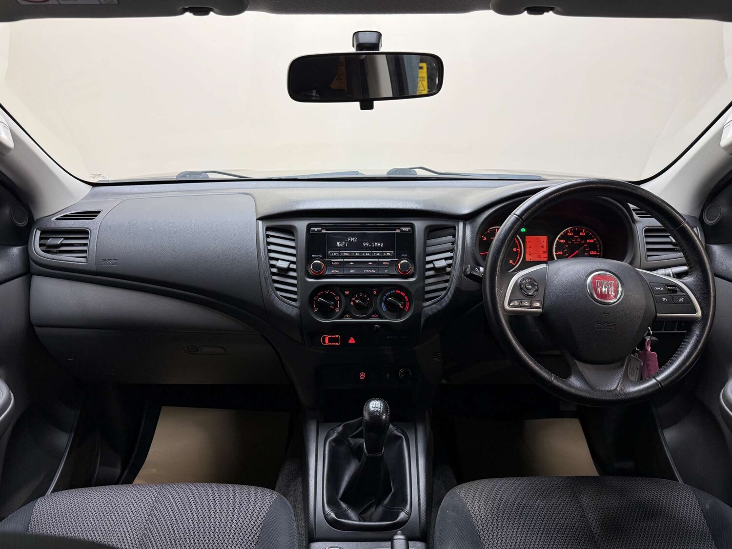 Used Fiat Fullback 2017 for sale - 77536231: Photo 65