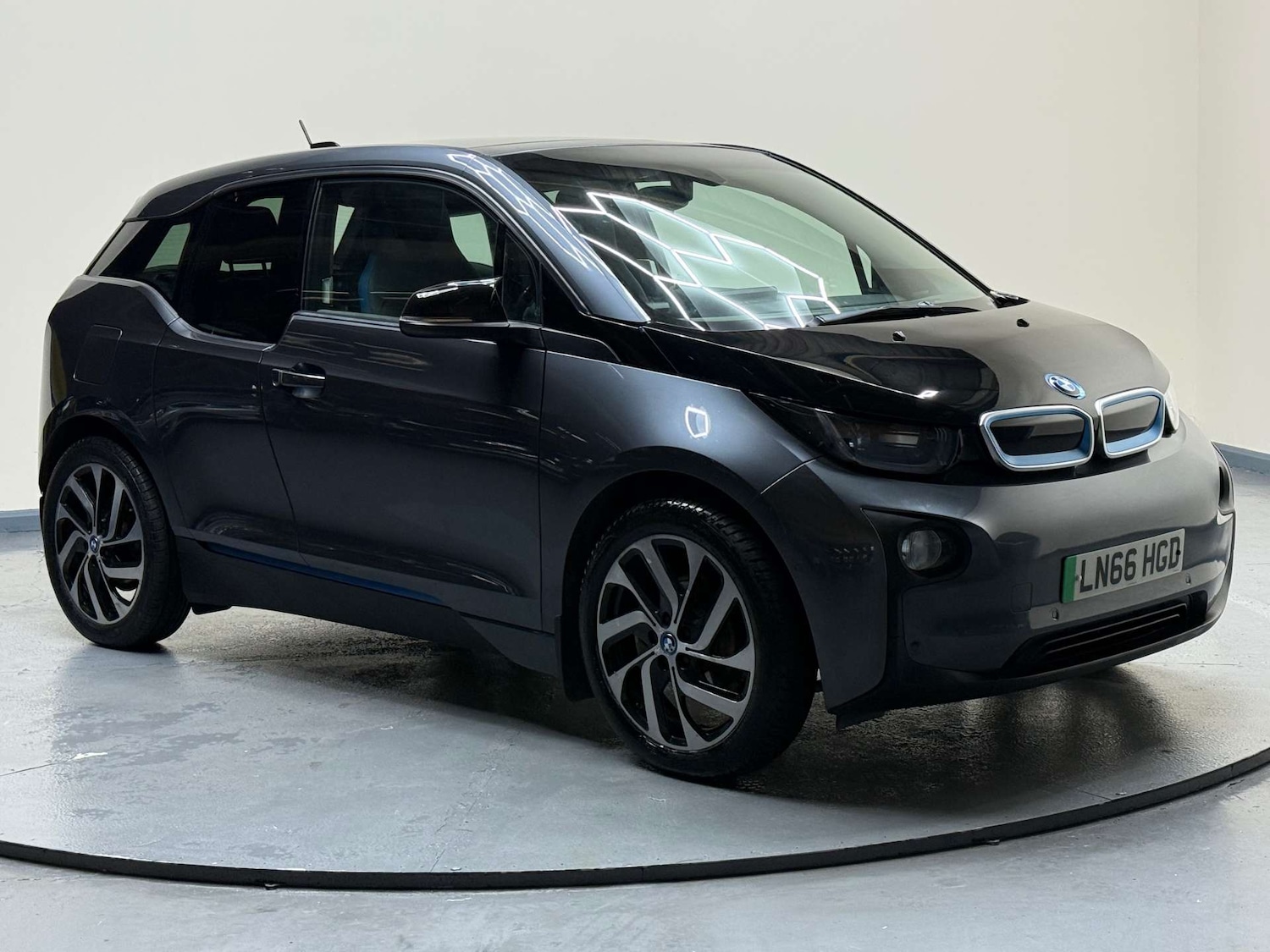 Used BMW i3 2016 for sale - 76830109: Photo 12
