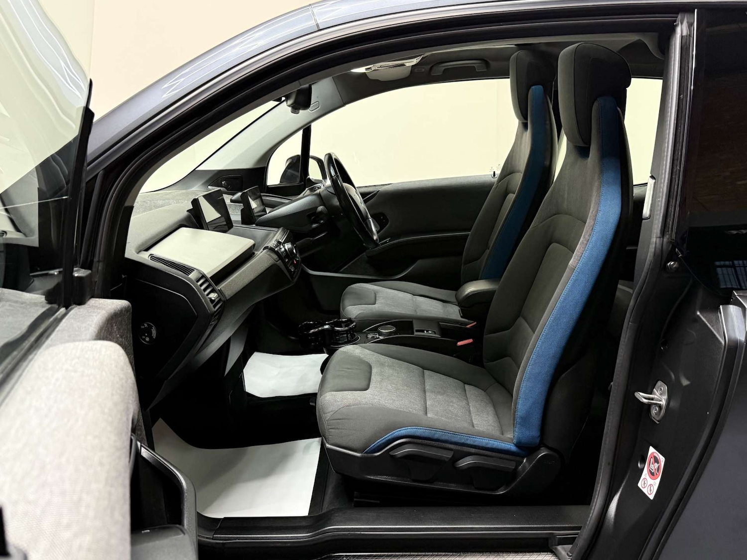 Used BMW i3 2016 for sale - 76830109: Photo 33