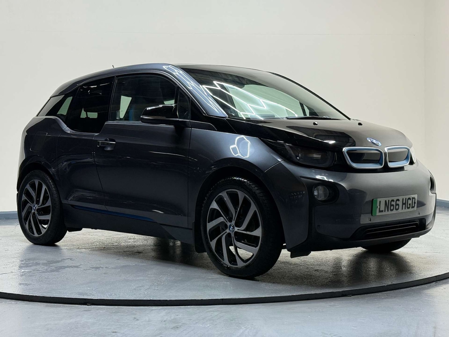 Used BMW i3 2016 for sale - 76830109: Photo 44
