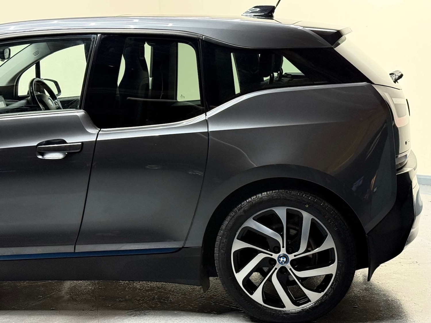 Used BMW i3 2016 for sale - 76830109: Photo 52