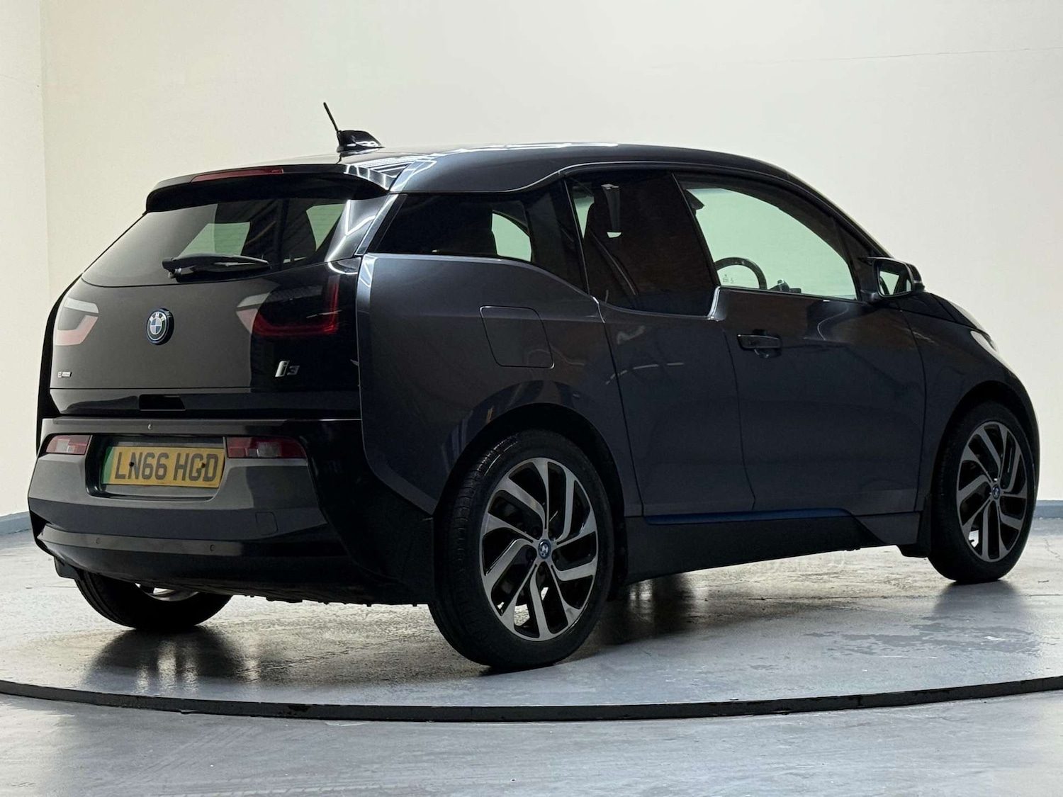 Used BMW i3 2016 for sale - 76830109: Photo 58