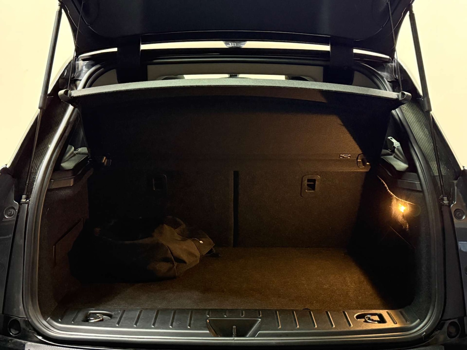 Used BMW i3 2016 for sale - 76830109: Photo 66