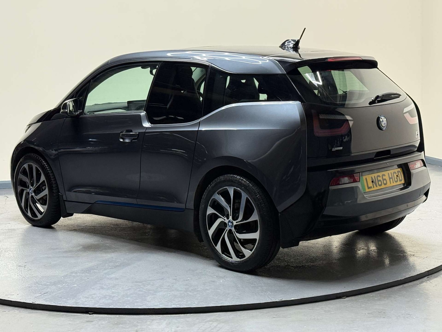 Used BMW i3 2016 for sale - 76830109: Photo 7