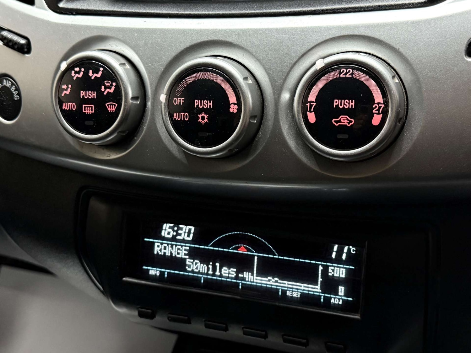 Used Mitsubishi L200 2014 for sale - 76320872: Photo 21