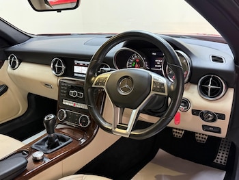 Used Mercedes-Benz SLK 2013 for sale - 75562752: Photo