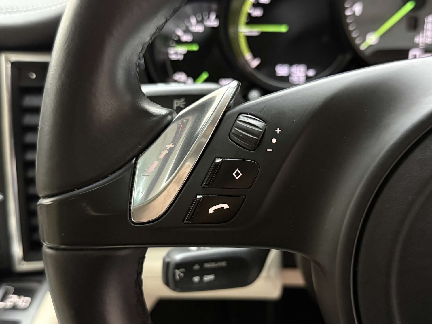 Used Porsche Panamera 2014 for sale - 76478913: Photo 17