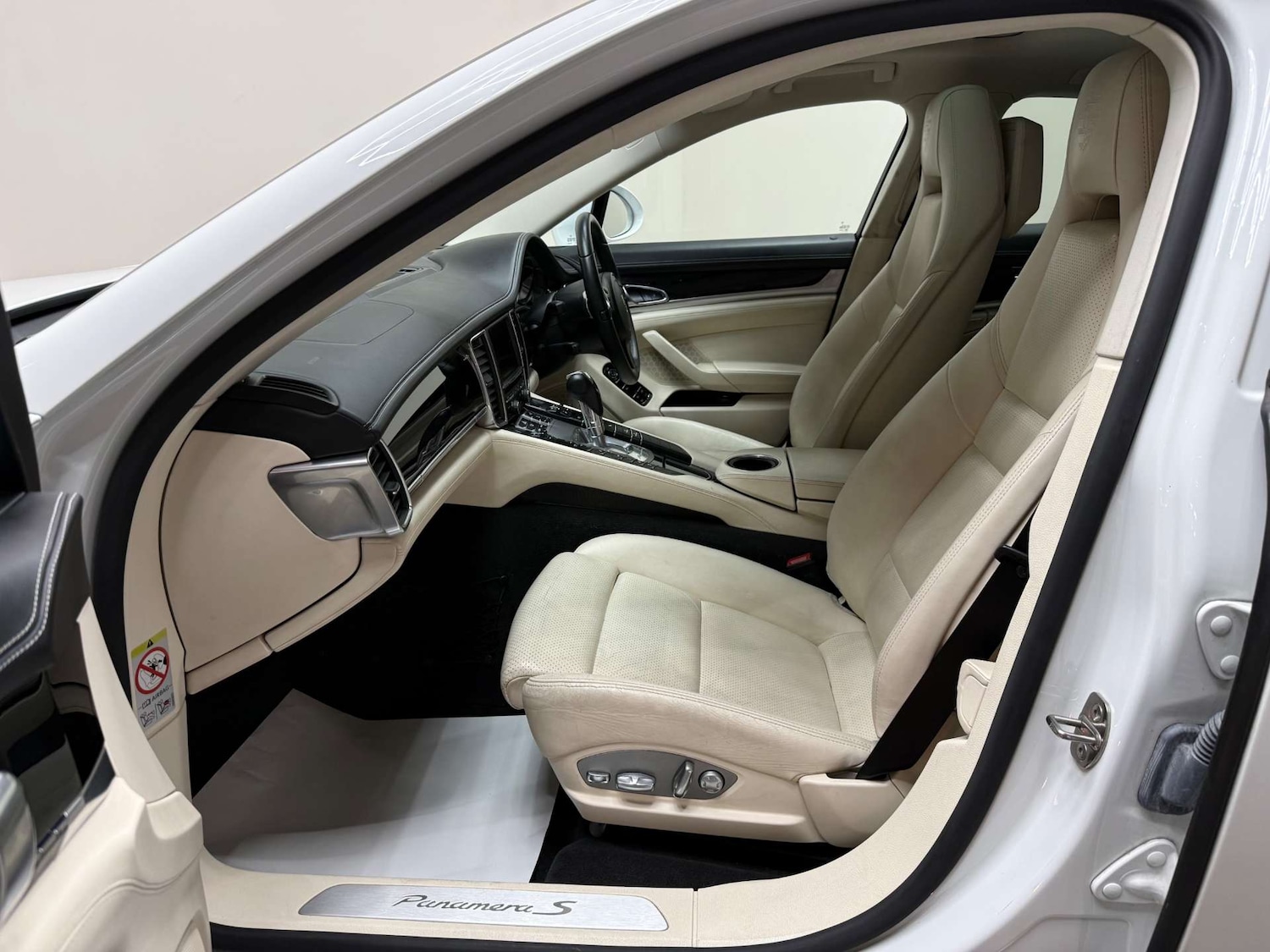 Used Porsche Panamera 2014 for sale - 76478913: Photo 4