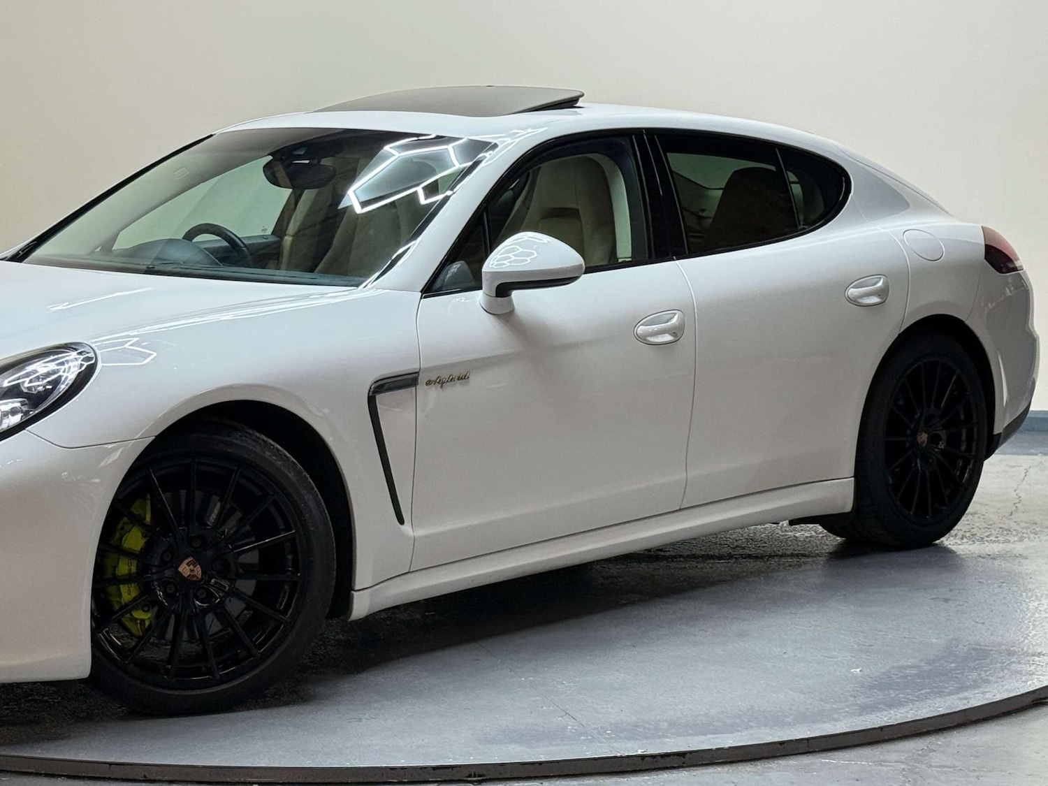 Used Porsche Panamera 2014 for sale - 76478913: Photo 61