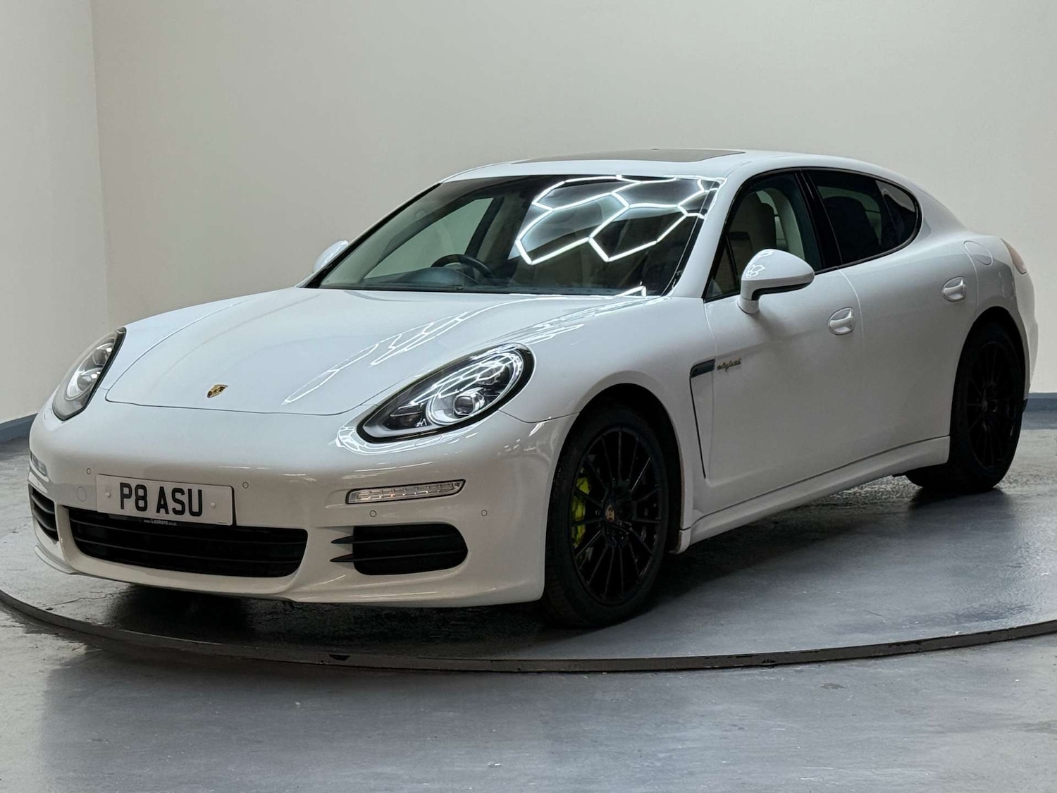 Used Porsche Panamera 2014 for sale - 76478913: Photo 62