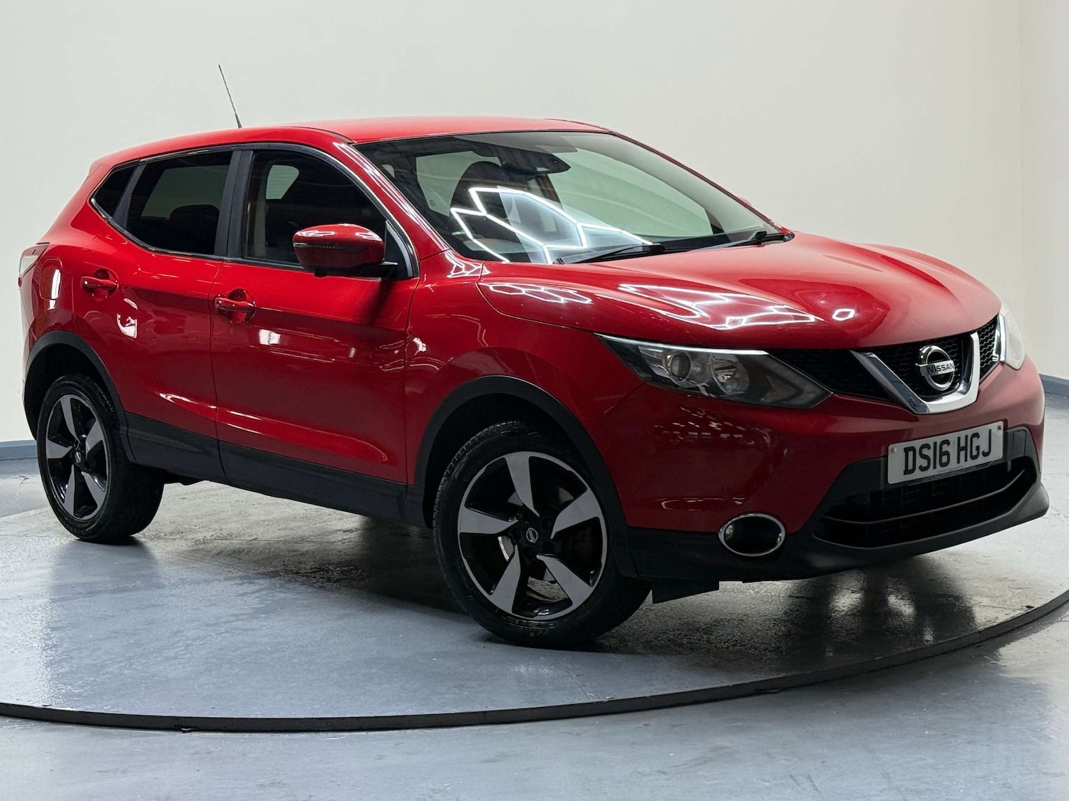 Used Nissan Qashqai 2016 for sale - 76331492: Photo 1