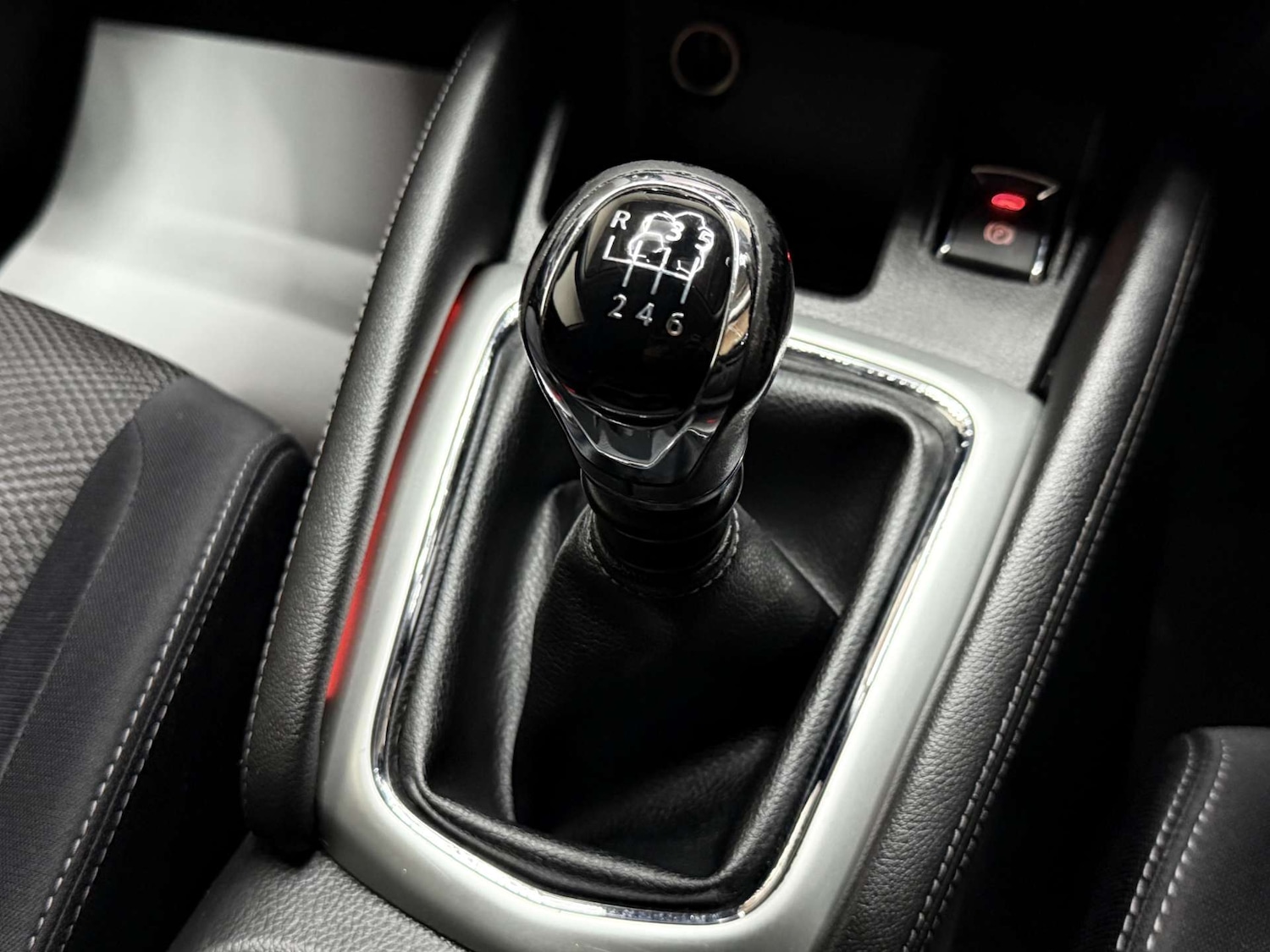 Used Nissan Qashqai 2016 for sale - 76331492: Photo 23