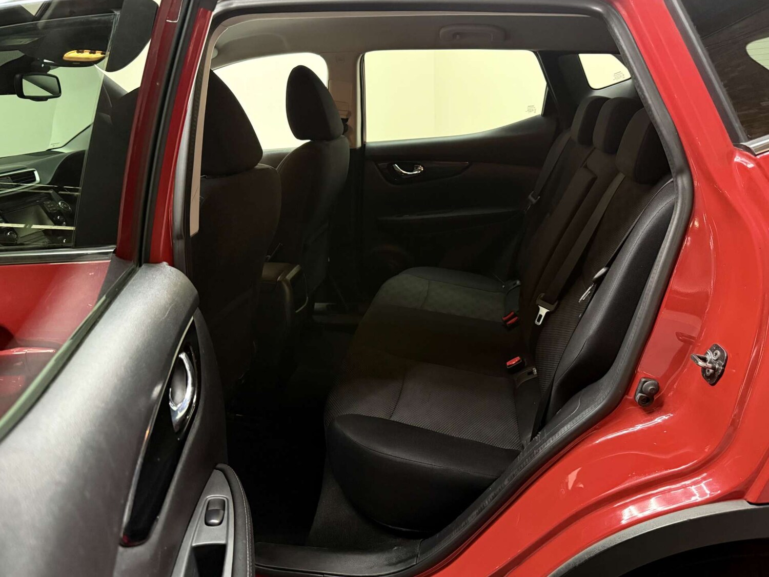 Used Nissan Qashqai 2016 for sale - 76331492: Photo 32