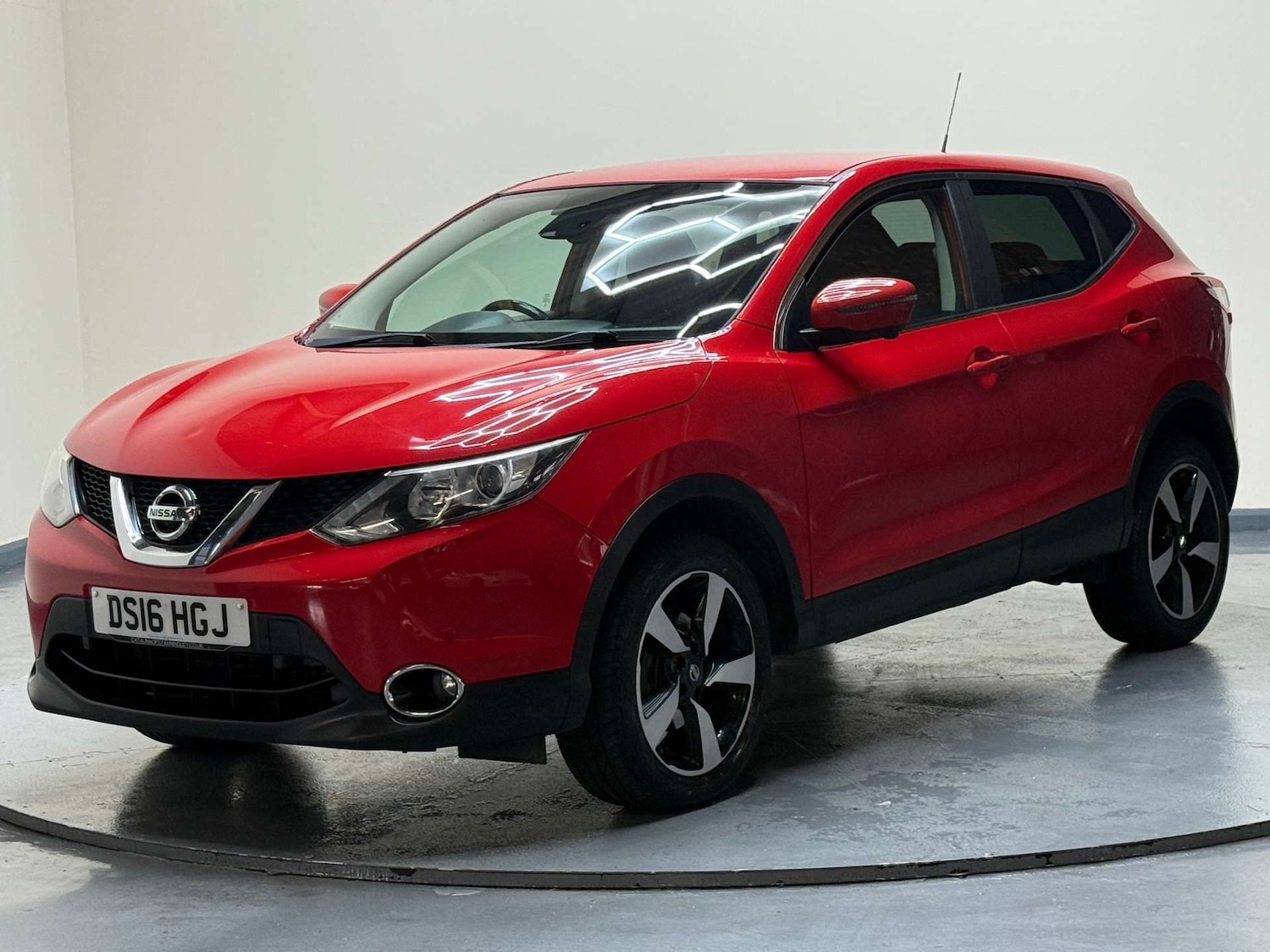 Used Nissan Qashqai 2016 for sale - 76331492: Photo 43