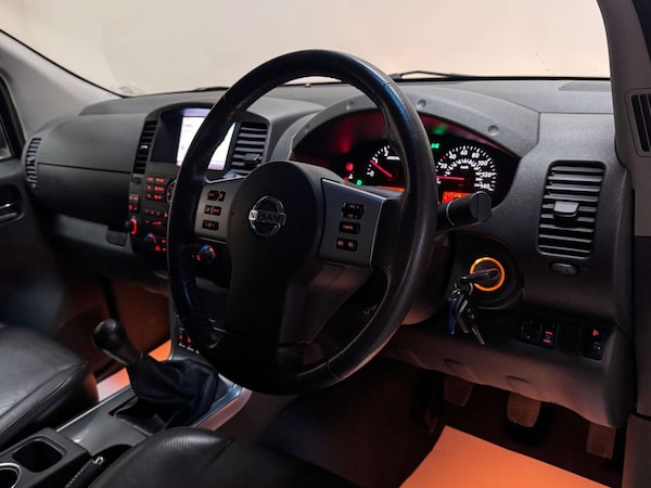 Used Nissan Navara 2011 for sale - 76182593: Photo 16