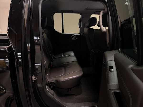 Used Nissan Navara 2011 for sale - 76182593: Photo 26