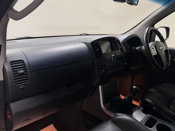 Used Nissan Navara 2011 for sale - 76182593: Photo 35