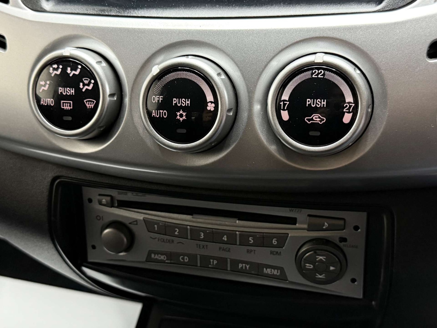 Used Mitsubishi L200 2015 for sale - 76600799: Photo 20